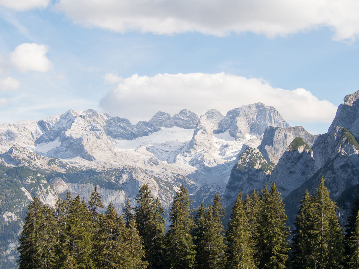 Ausblick auf den Dachstein von der Gablonzerhütte