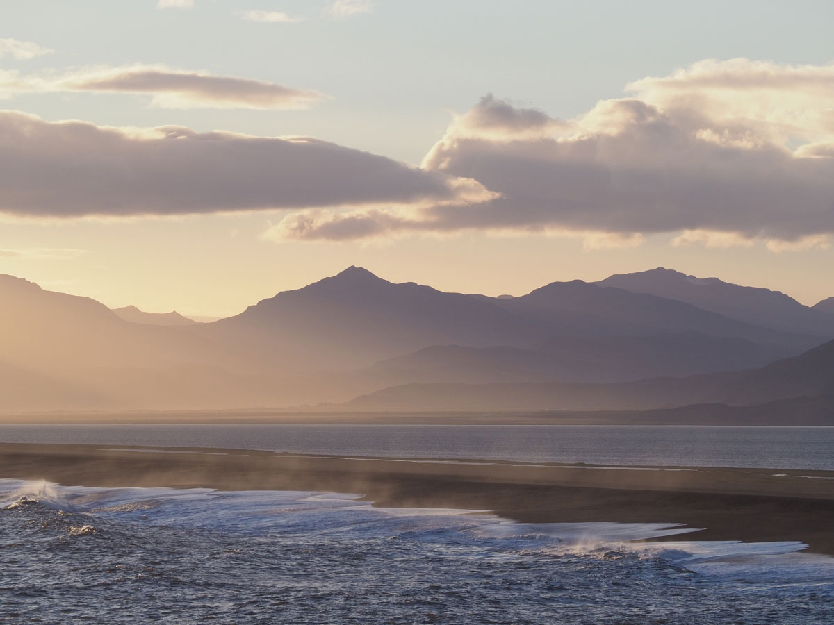 ”roadtrip Island Osten Fjorde